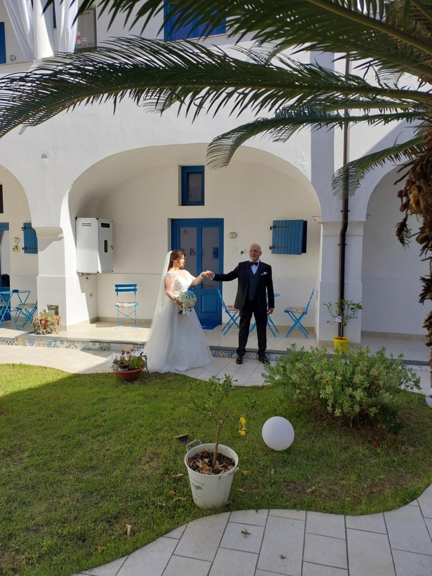 B&B Sognando Vietri E Spa Esclusiva อาแวร์ซา ภายนอก รูปภาพ