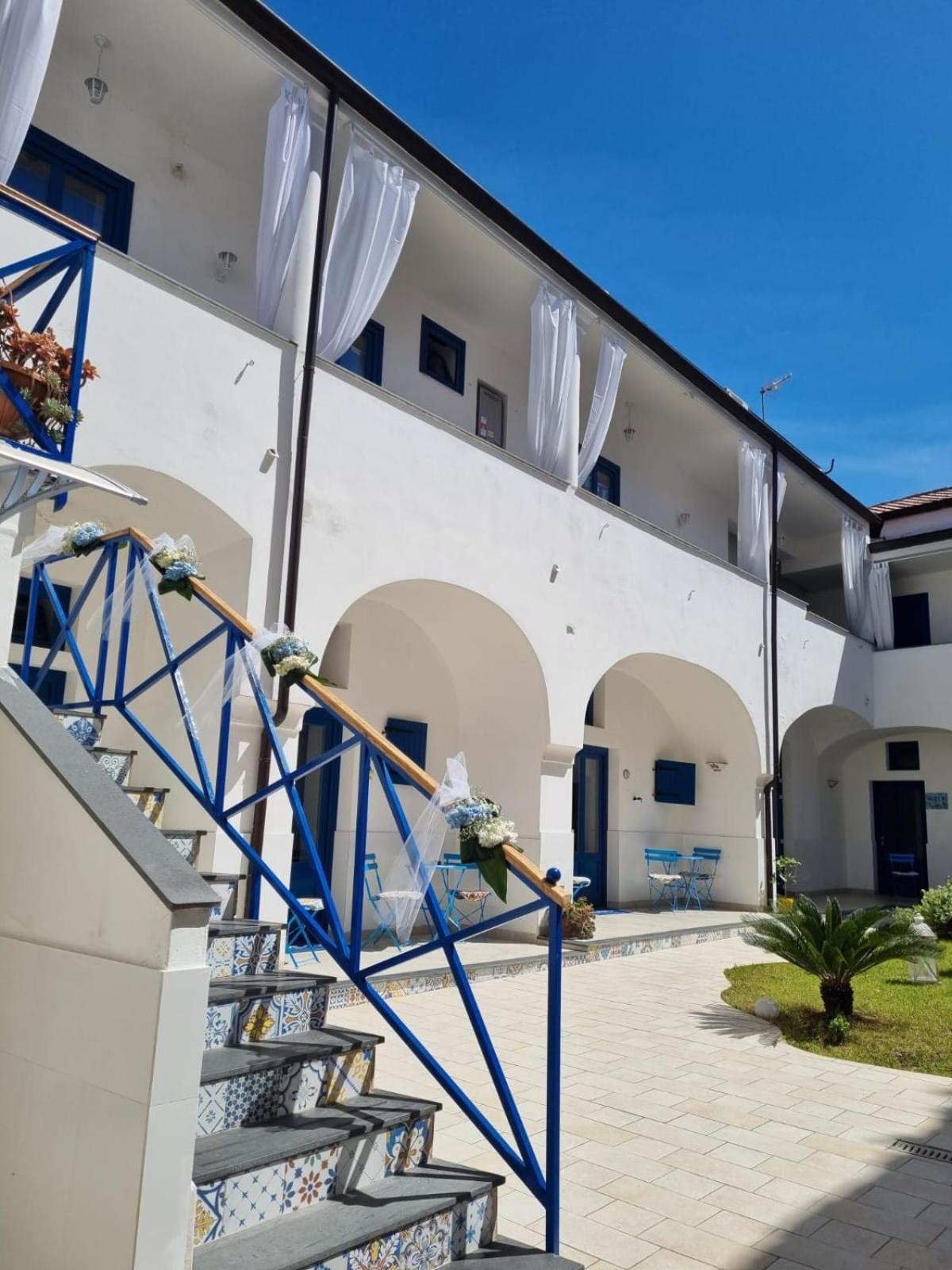 B&B Sognando Vietri E Spa Esclusiva อาแวร์ซา ภายนอก รูปภาพ